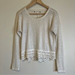 Cottagecore Forever 21 Cream Long Sleeve Lace Hem Crop Top Women's Size M